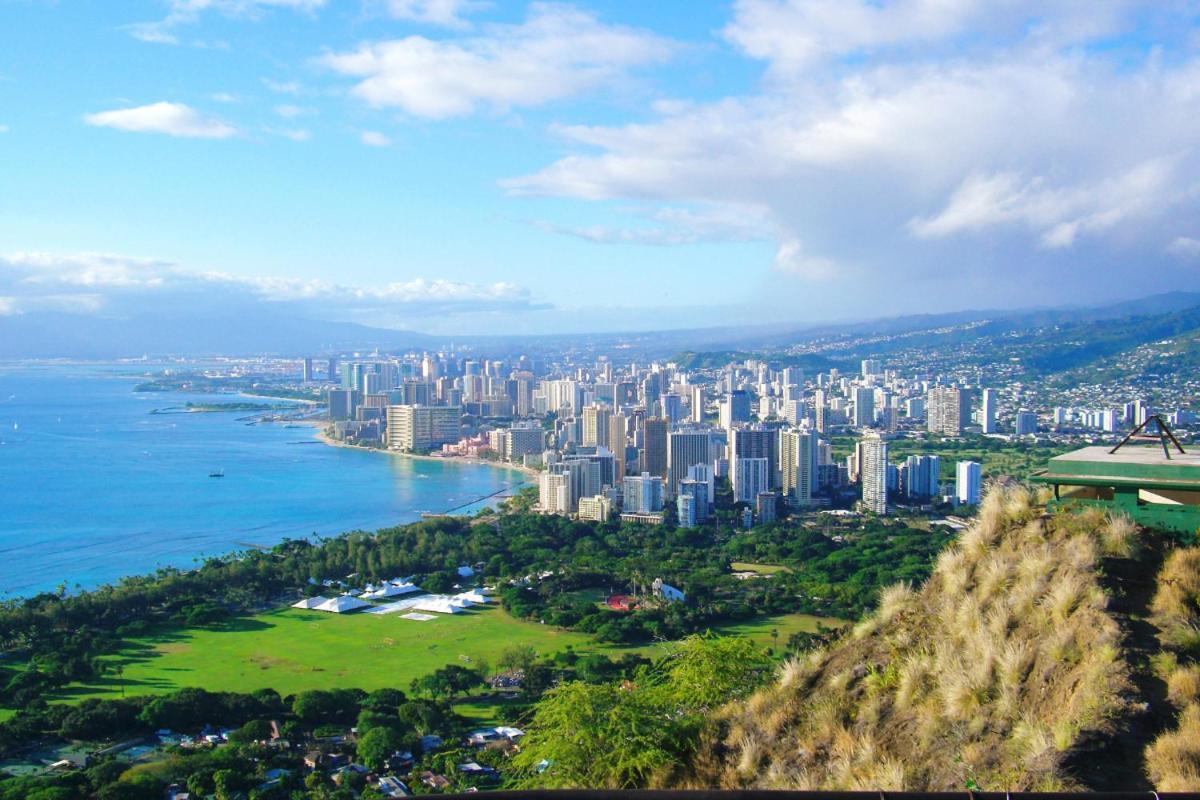 Ocean & Diamond Head Views - Near Beach - Parking! Honolulu Exterior foto
